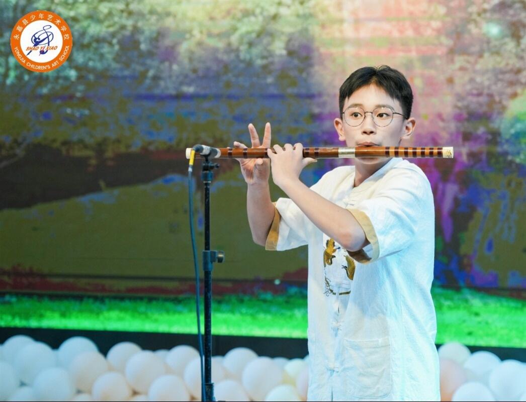 一根竹笛，吹出“喜报”|“吹笛少年”意气风发，学艺多年捷报频传